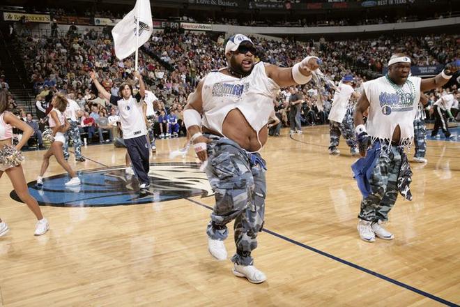 爱游戏全站里程碑夜武汉三镇更衣室发声，NBA常规赛赛后刷纪录，气氛紧张，球队文化再被提及的简单介绍